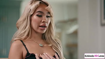 Stepmom stopped grounding me after I licked her hairy pussy