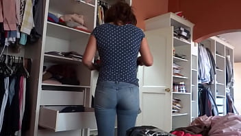 58-year-old Latin stepmom exhibits herself in front of her friend's stepson to see her huge cock jerking off, cum on ass