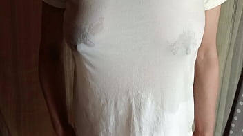 Wet t-shirts big tits
