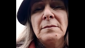 2024 09 27 Esclave F humiliations publiques et exhibition en ville