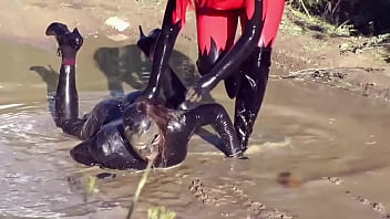 Very Evil Mistress Loves Heavy! Pee, JOI, Wet and Messy, Belly Button Fetish, Latex, FemDom!