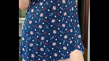 Filmei minha madrasta pela manha de vestido transparente.