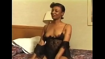 Mature ebony amateur