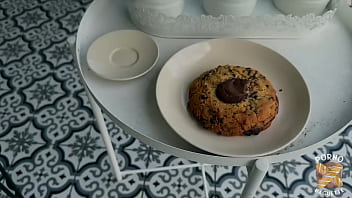 Joy, belle coquine, s'en prend plein le cul