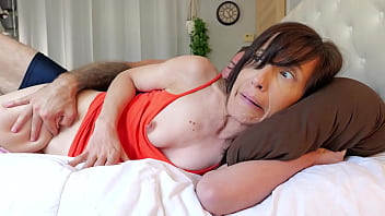 Stepdaughter accidentally mistaken stepdad as BF, leaving her creampied. SO MUCH CUM.