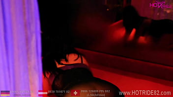 Lass mich doch einfach mal etwas verrucht meinen unglaublichen sexy Körper präsentieren