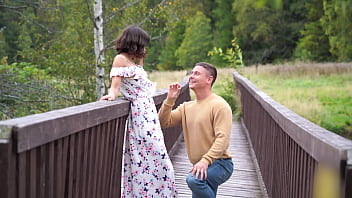 MADE ME AN OFFER! THERE'S NO TIME TO EXPLAIN - JUST FUCK ME!