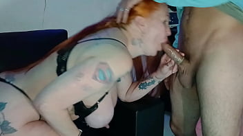 Caiu na net coroa chupando rola no meio da festa