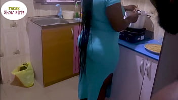 MY BIG ASS GIRLFRIEND VISITED AND I COULDN'T RESIST HER. PLEASE SUBSCRIBE TO RED