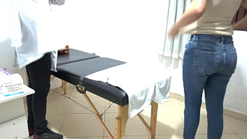 Gynecologist performs rectal exam with his fingers in her ass.