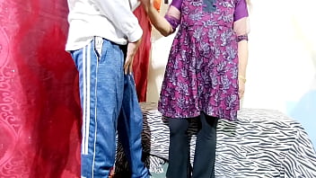 Bhabhi enjoyed it when brother-in-law's cock went into her big ass, indian gaand rough anal fucked