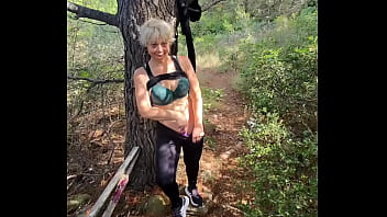 Petite balade sexe dans les bois