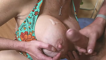 Fucking big tits american mom