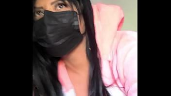 Beautiful and photogenic!! I'm very excited because I got divorced and now I'm looking for an African-American husband with a big penis to have sex with day and night at any time.