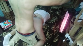 De perrito en el frio entangada