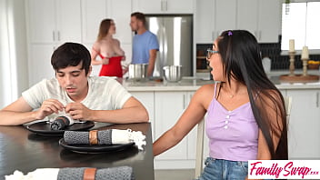 Lindsay Lee yells at Madison Wilde, 