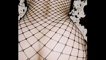 How many views will this hot video get?