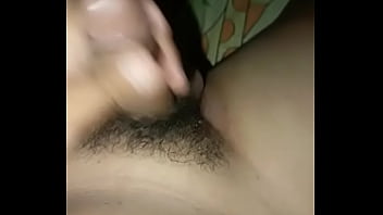 Ibu Mengusap memek