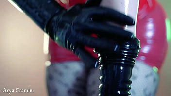 Sexy latex rubber gloves (Arya Grander)