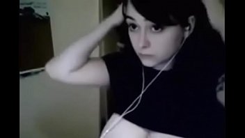 Ozjjfshfn02m Pretty Massive Boobs on Cam