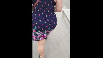PUTA CALLEJERA UPSKIRT