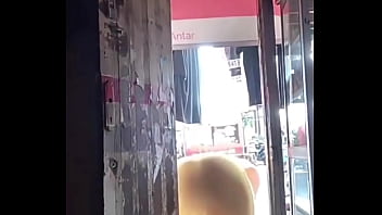 Bokep indonesia Tak sabaran lagi jemur baju malah di ajak ngewe