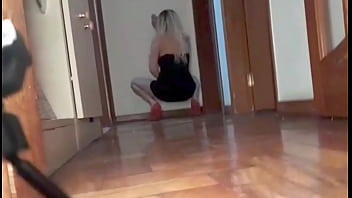 Show, parade of Dani