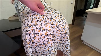 Mature stepmom is not against anal sex and substitutes her big ass for his cock