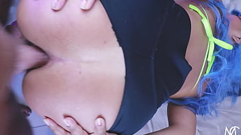 Eu gosto de sentir meu rabinho abertinho, você pode me ajudar ?