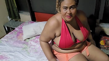 Professora safada fode com seus alunos e leva gozada na boca de seu aluno ele tinha um grande pau