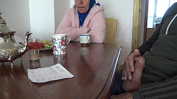 Stepson shows his big dick to algerian stepmom during breakfast