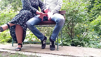 Handjob outdoors in the park with my mother-in-law turned into a magnificent powerful cumshot