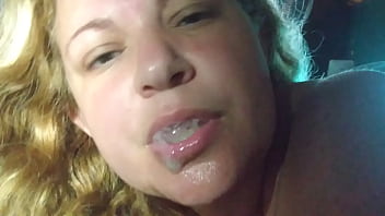 Melissa Alecxander mete bem gostoso com um negão na vídeo chamada