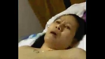 Horny thai milf with huge boobs masturbing p3