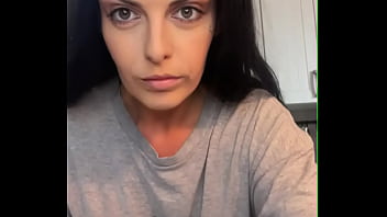 I'm that MILF who is always naked and horny