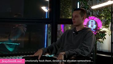 Jeny Smith talks about her life in an interview and answers personal questions.