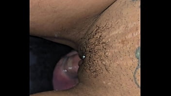 O cara atrás do gloryhole não deu conta tive que pedir para o meu marido me fazer gozar!