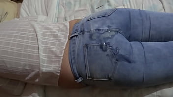 I receive five big cumshots all over my body after having sucked and fucked