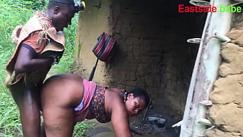 The hunter fucked outdoor with the Kings wife