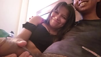 Con mi vendedora de ropa, le gusta la verga