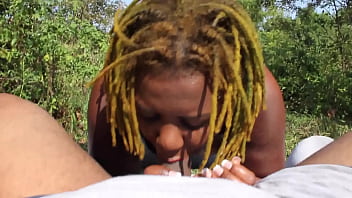 HD- Poizon Ivy sucks Don Whoe 's on the side of the highway