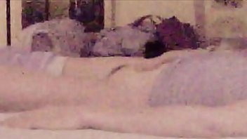 Homemade Anal : beautiful Milf's anal orgasm