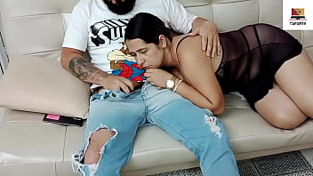 Sexo oral con mi vecina