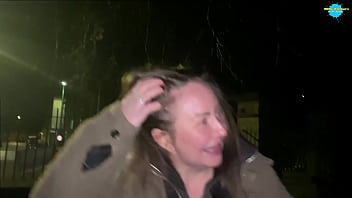 Street Girl flashing