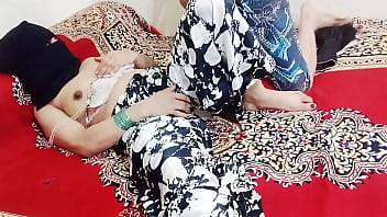 Arab Hot Wife says Fuck me hard like with your indian big fat cock I need real amateur hardsex