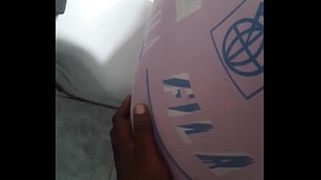 A good juicey fat booty hood milf