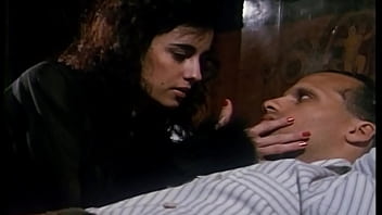 Cumshot in mouth of this vinatage Spanish slut