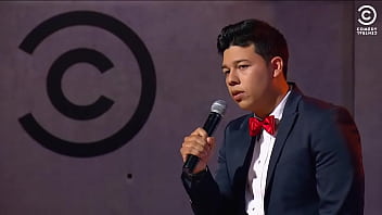 MAMÁ ME PILLA VIENDO PORNO