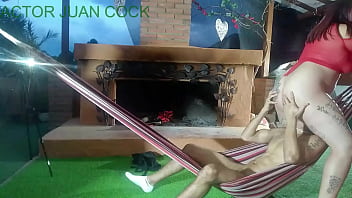 Me folle a mi hermana pues no aguante la ereccion estabamos en la cena familiar y la lleve al cuarto de al lado con lustylatinasex