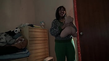 Perverted stepmother wakes up her 18 year old stepson to creampie her tantaly sex doll